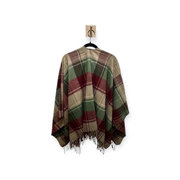 Simply Noelle Acrylic Poncho Wrap Red Green Color New (One Size Fits All) - Picture 2 of 8